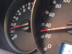 Imagen de apoyo: ¿Cuál de estas situaciones NO obliga por sí sola a reducir la velocidad?